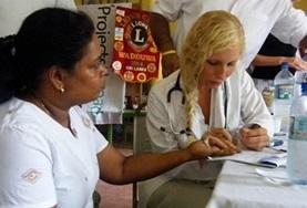 Volunteer Medical Electives A medicine student particpates in medical outreach work as part of her elective placement in Sri Lanka.